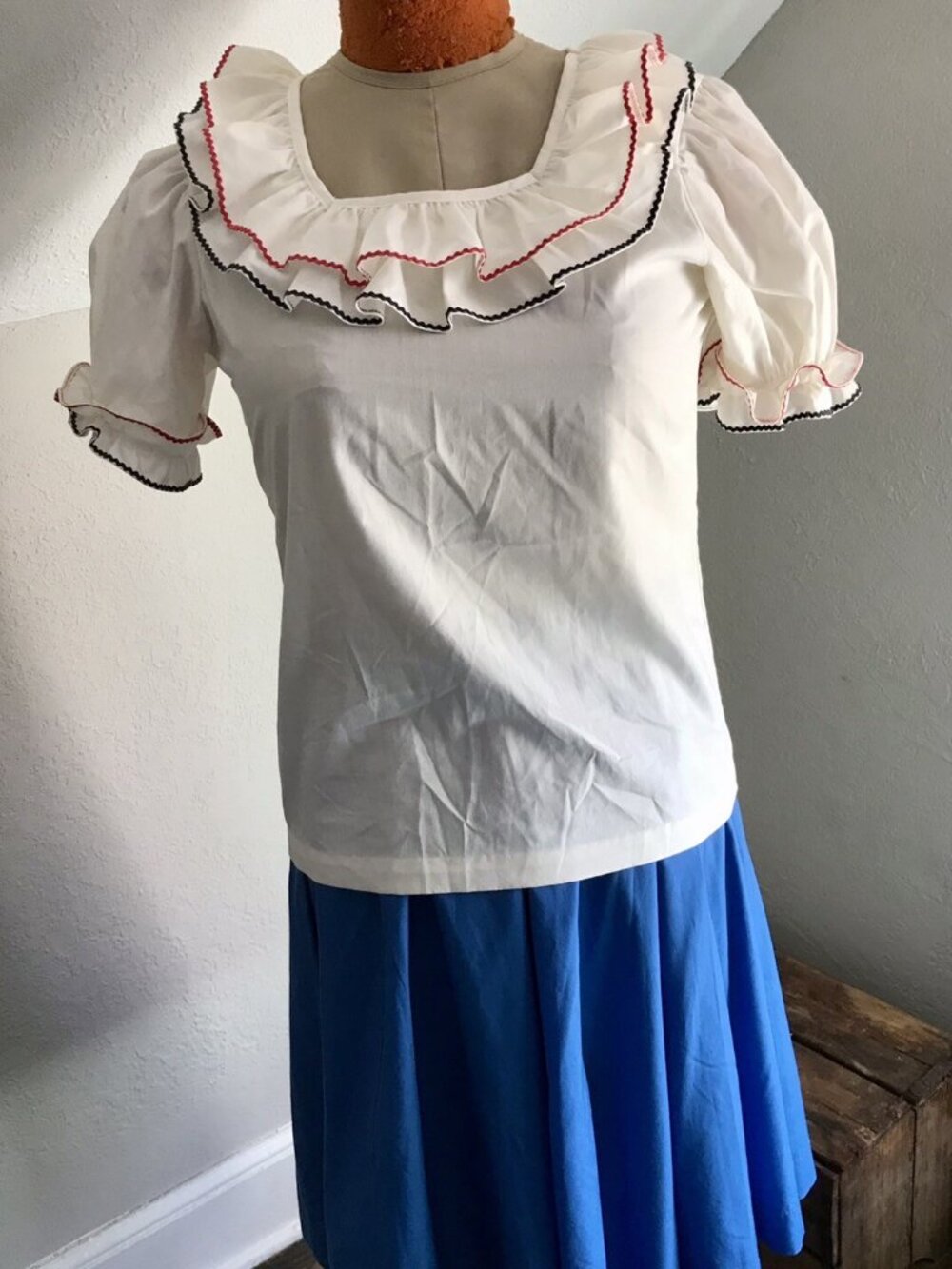 Vintage Fashion 1960s Perry Classics Blouse w/Ricrac & Puff Sleeves & blue skirt